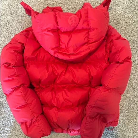 NWT Grenadine Red Lululemon Wunder Puff Jacket - Picture 3 of 5